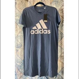 Adidas NWT Extra Long Short Sleeve T-Shirt Size Medium